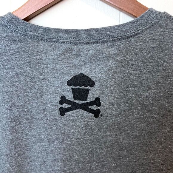 Johnny Cupcakes VOTE Graphic T-Shirt Women’s L Gray Slim Fit Crewneck - Picture 4 of 7